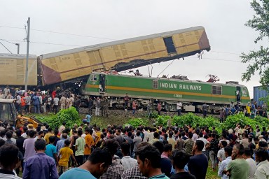 APTOPIX India Train Collision