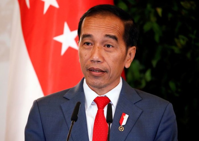 Indonesian president warns not to rush vaccines amid halal concern