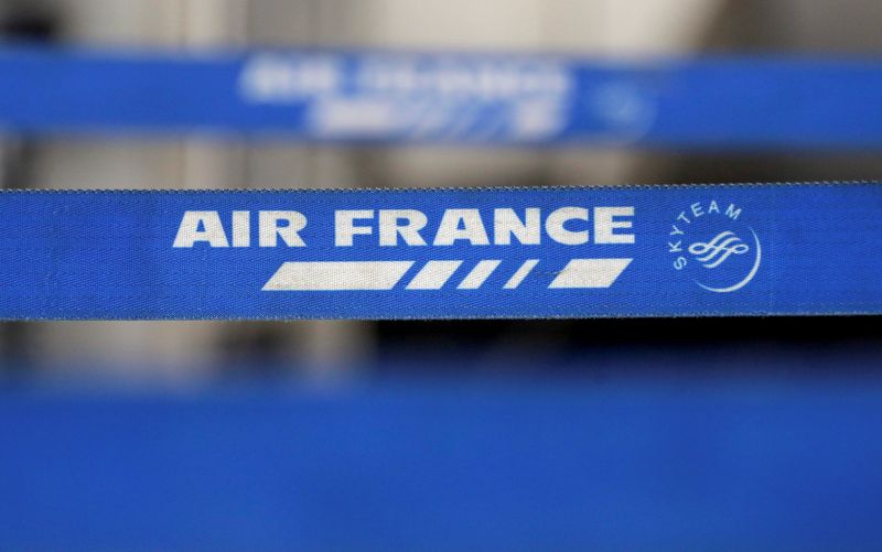 Air France says passengers must wear masks from May 11 Metro US