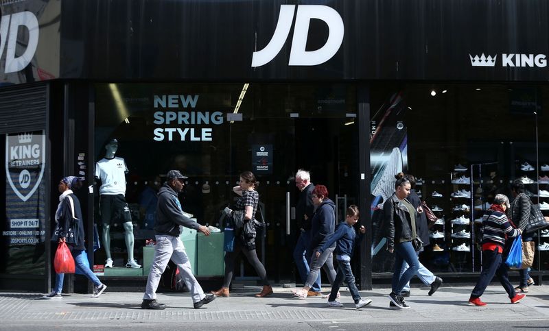 JD Sports director ousted in investor rebellion over pay – Metro US