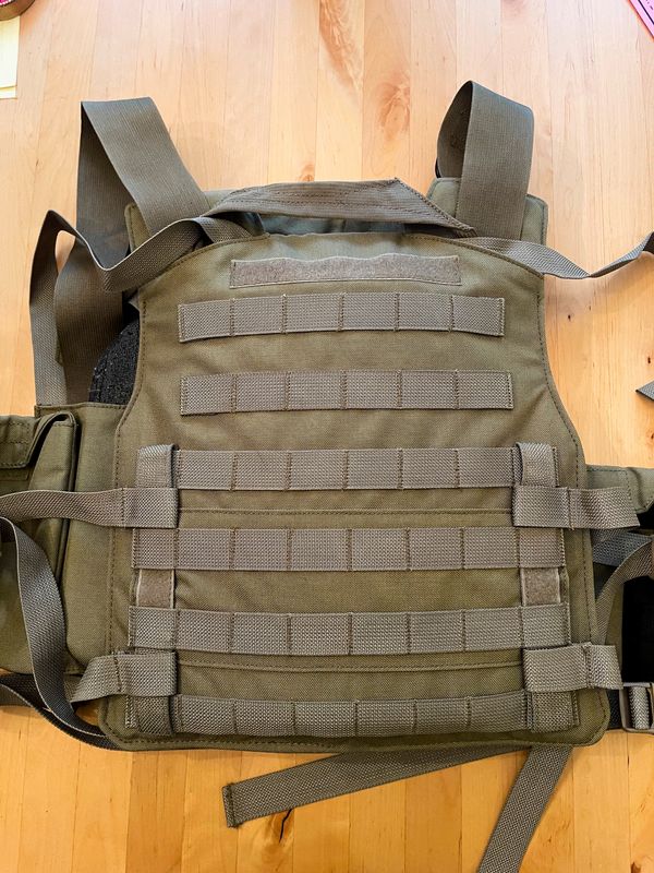 Americans donate body armor, ammo to Ukraine