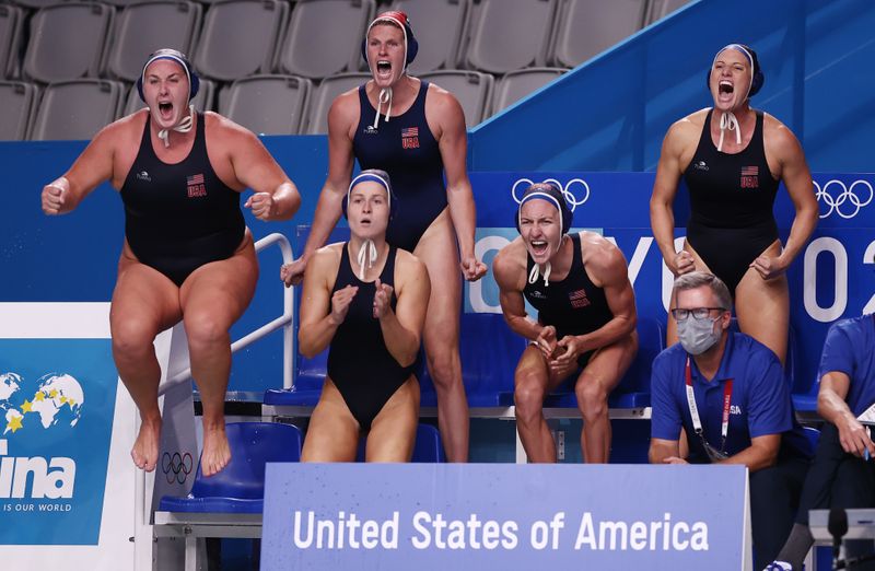 Olympics-Water polo-U.S. survive ROC fright to reach final against